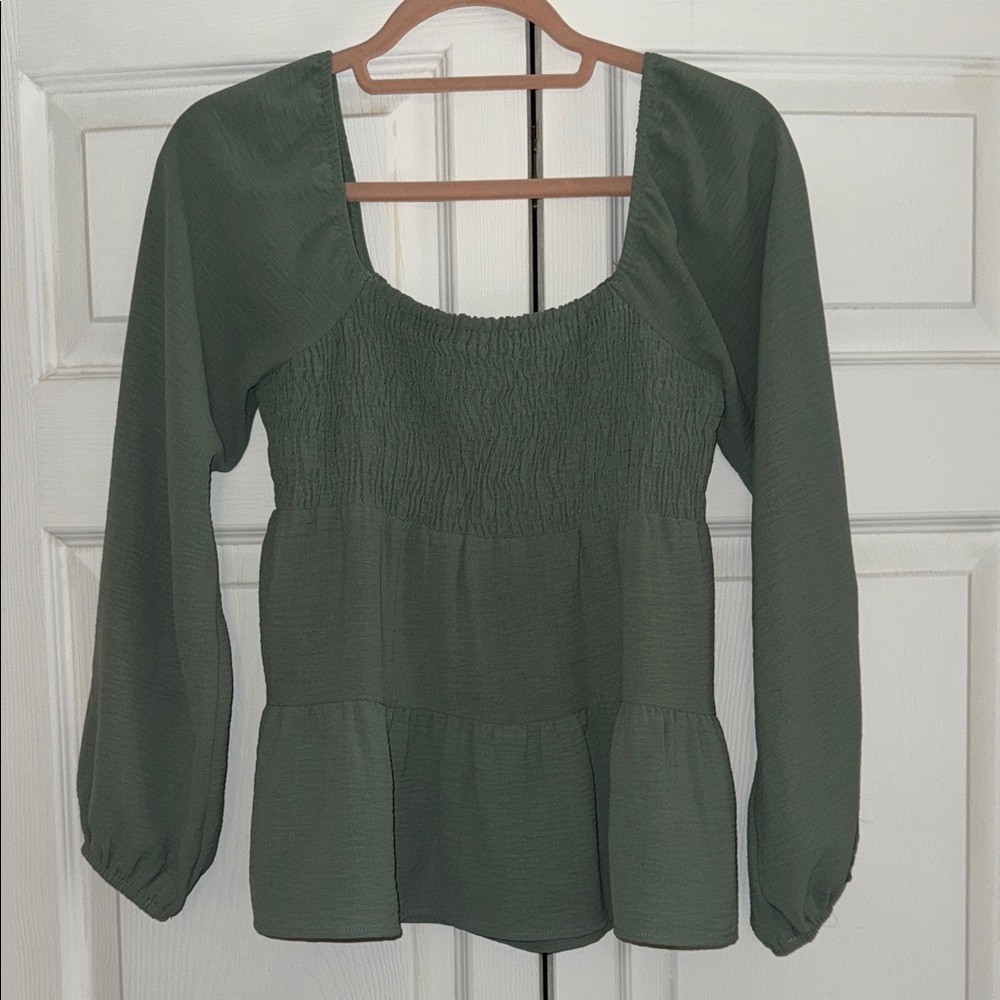 Green Long-Sleeve Peasant Blouse